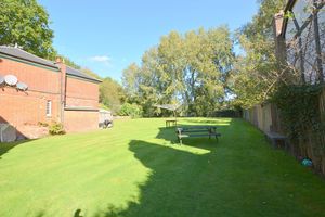 Photo 6- click for photo gallery